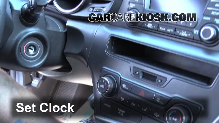 2013 Kia Optima LX 2.4L 4 Cyl. Clock